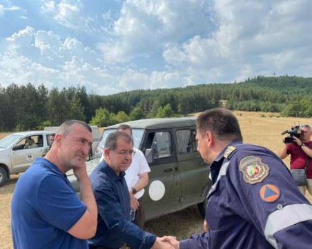 Министър Бозуков: Важно е да се спазват всички пожаробезопасни мерки, за да се опази човешкият живот