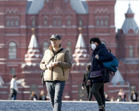 Прецедент: Руснак зарази 1500 души с COVID-19