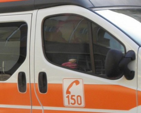 Две жертви в ужасния сблъсък между тик и кола на път Е-79