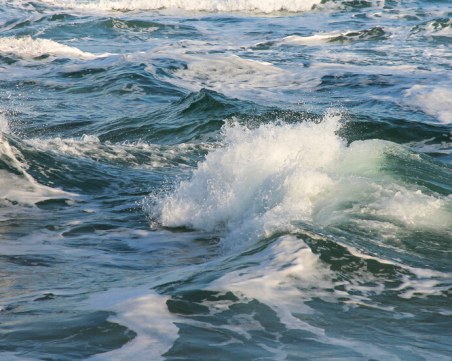 Няма следа от изчезналия моряк в района на нос Емине