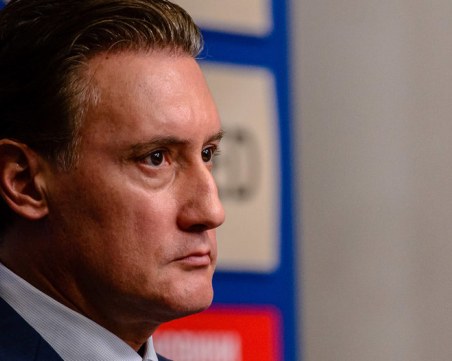 Домусчиев: От министъра на енергетиката и чеп за зеле не става, но да не обиждаме чепа