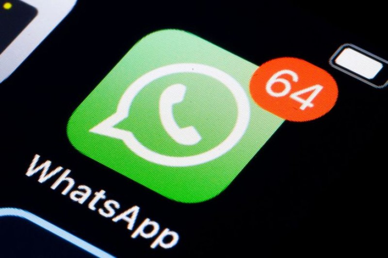 WhatsApp заподозря Apple за опити да следи потребителите