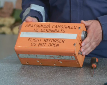Черната кутия на падналия МиГ-29 още не e изпратена за разчитане