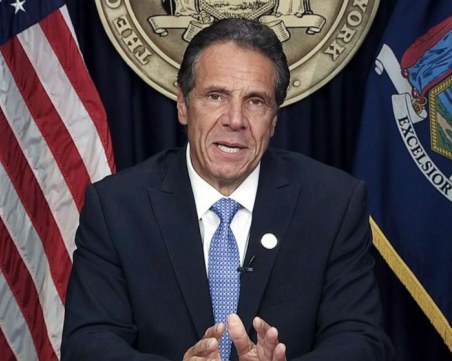 Губернаторът на Ню Йорк подаде оставка заради обвинения в сексуален тормоз