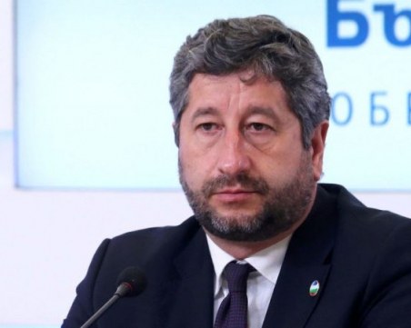 Христо Иванов: Получава се зрелищен разпад