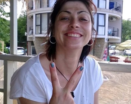 Le'Push и Керана и Космонавтите пеят благотворително за болната от рак Ели, да помогнем и ние