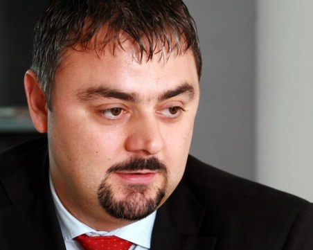Почина бизнесменът Емил Райков