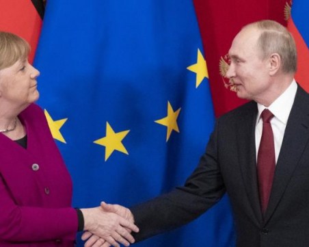 Путин и Меркел се срещат другата седмица