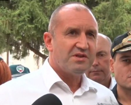 Радев: Първо искам да чуя идеите на партиите, тогава ще реша за третия мандат