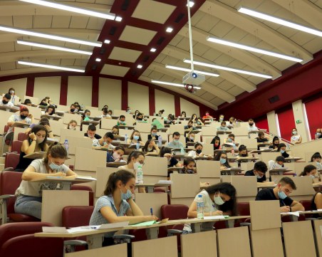 Запълниха се местата в основните магистърски програми на МУ-Пловдив