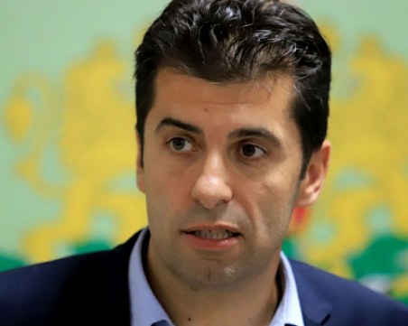 МВнР е изпратило запитване за канадското гражданство на Кирил Петков