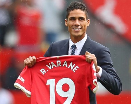 Официално: Рафаел Варан подписа с Манчестър Юнайтед