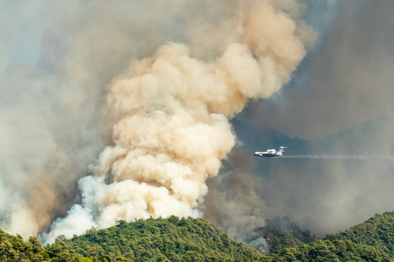 Самолет за гасене на пожари е паднал в турския окръг Кахраманмараш