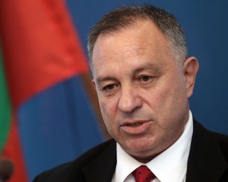 Зам.-министър Златанов: Не се очакват допълнителни ограничения и затваряне на бизнеси