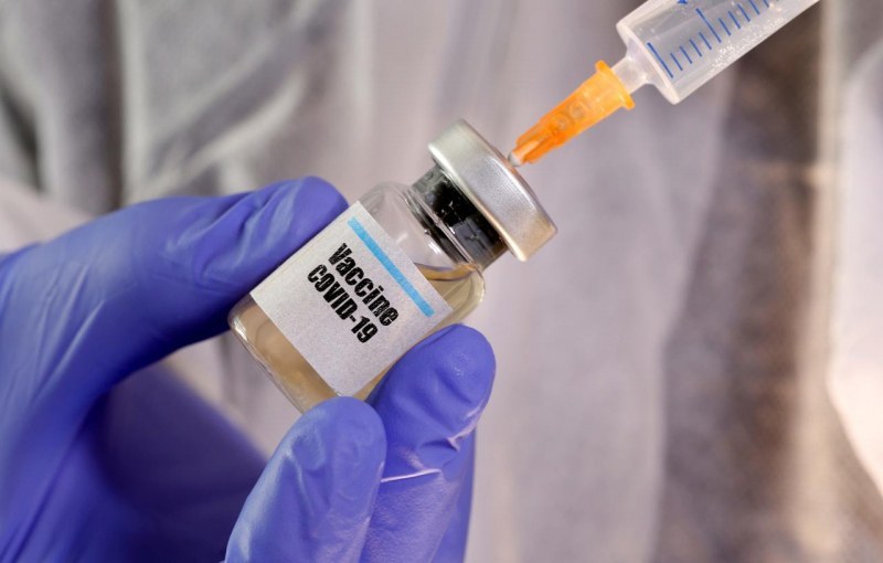 Гърция обяви първи случай на починал човек след ваксинация