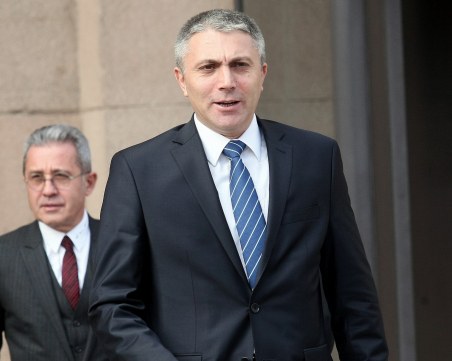 Карадайъ напусна протестно Съвета при президента