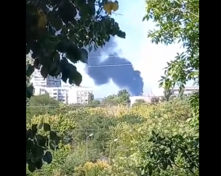 Отново! Черна димна завеса се спусна над Столипиново