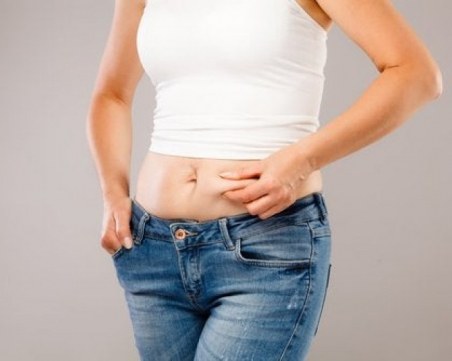 3 прости упражнения за стегнат корем