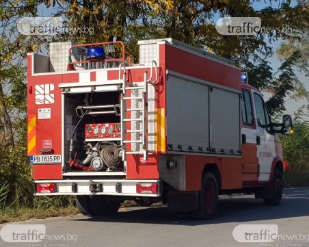 Три деца предизвикаха пожар в двора на училище в Пазарджишко