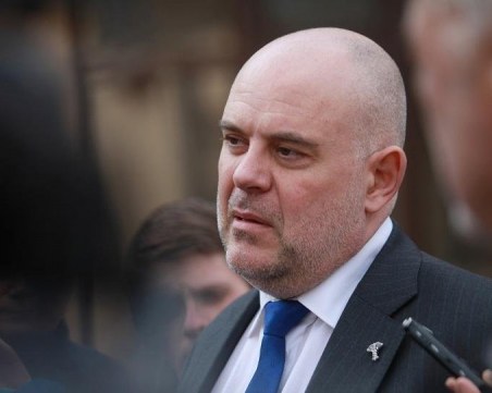 Гешев внесе в НС доклад за дейността на Бюрото по защита