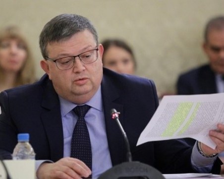 КПКОНПИ запорира 4 имота на пловдивчанин, присвоил пари от работодателя си