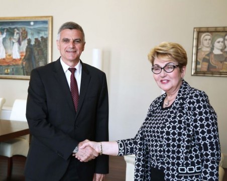 Стефан Янев проведе среща с посланика на Руската федерация Елеонора Митрофанова