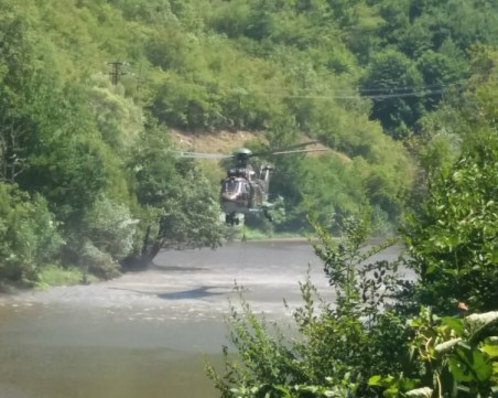 Стефан Янев: Ситуацията с пожара над Югово е овладяна