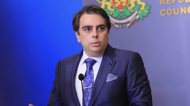 Асен Василев: Възможни са нови санкции по 