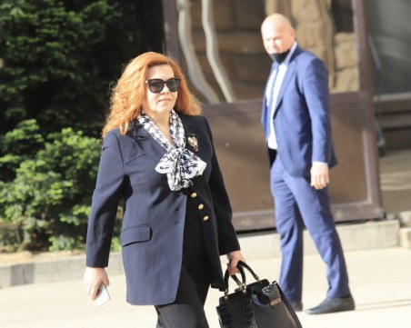 КПКОНПИ проверява един от членовете на СЕМ