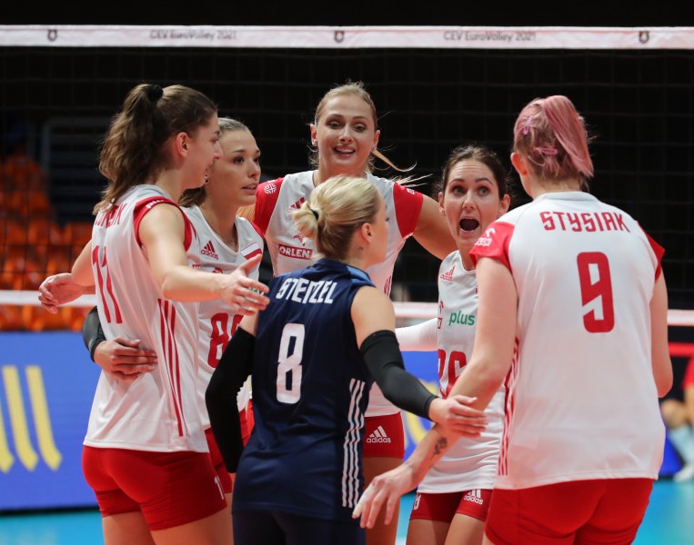 Полша и Чехия с победи във втория ден на Европейското в Пловдив