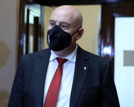 Гешев е внесъл цялата документация около разследването за полицейското насилие