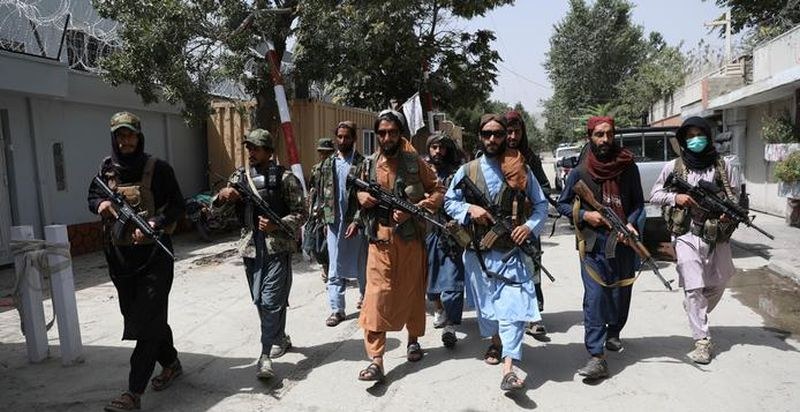 Талибаните издирват афганистанците, били на страната на САЩ