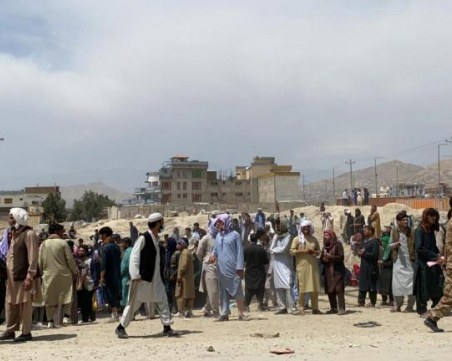 Само за седмица: Американската армия е евакуирала 17 000 души от Кабул