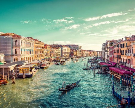 Система за достъп ще регулира потока от туристи във Венеция