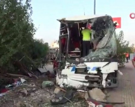 Автобусна катастрофа в Турция с над 30 ранени