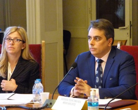 Актуализацията на държавния бюджет мина на първо четене в бюджетна комисия