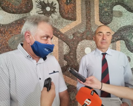 Мерките в Пловдив като при оранжева зона –  засега няма да ограничават заведения и молове