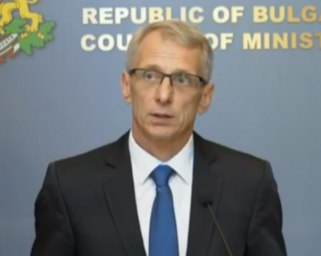 Денков: Утре качваме плана за работа на училищата, две промени в Закона за висшето образование