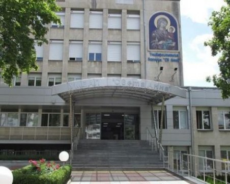 Пострадалият от мълния в София остава за наблюдение в болница