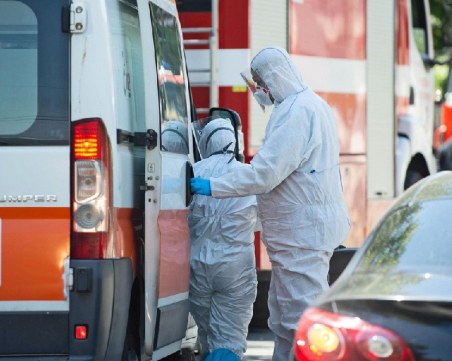 388 с COVID са настенени в болници в Пловдив,37 от тях са в интензивното