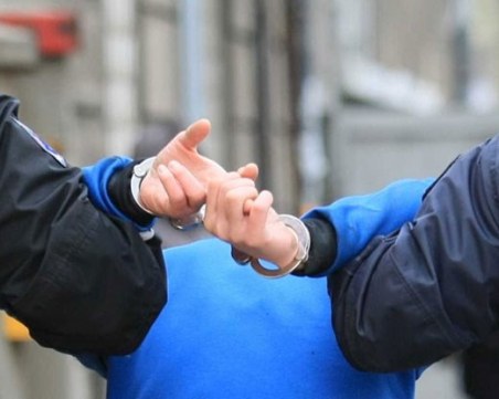 Пиян германец блъсна линейка в Златни пясъци и предложи 1850 лв. на полицаите