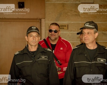 Съдът оправда окончателно Райфъла за палежа на линейка