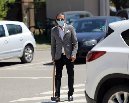 Съдът пусна Миню Стайков да се лекува в Швейцария, имал температура