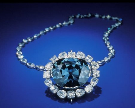 Скритите послания: Проклятието на диаманта Хоуп