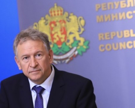 Здравният министър: Пандемията е под контрол