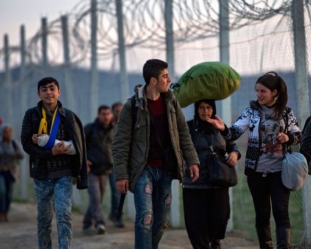 ЕК постави условия на Гърция, ако иска още пари за опазване на границата