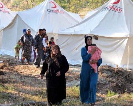 Европа се обединява: Опитва да предотврати безконтролна миграционна вълна от Афганистан