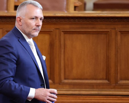 Хаджигенов: Всяко отиване на избори по прищявка на Трифонов струва 65 млн. лв.