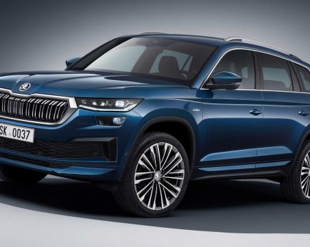 Община Пловдив купува кола за кризисен център за 50 000 лева със 73 екстри, взимат още 5 автомобила