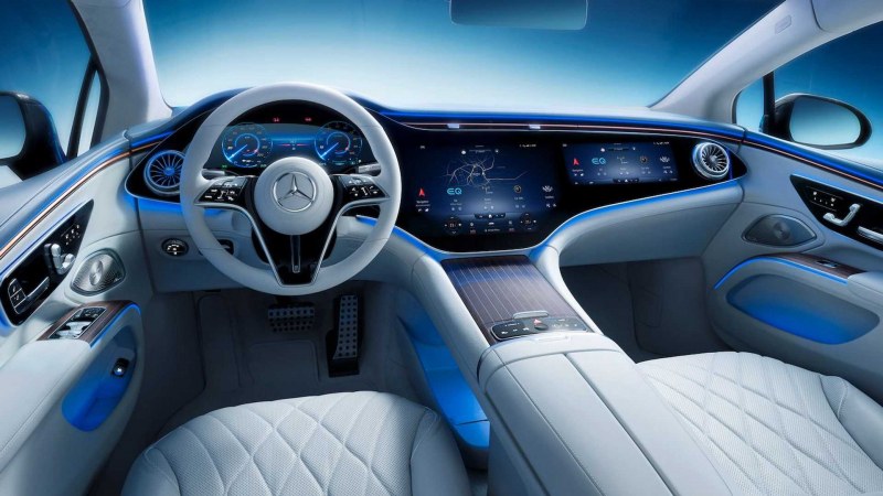 Mercedes EQS – флагманът при електромобилите